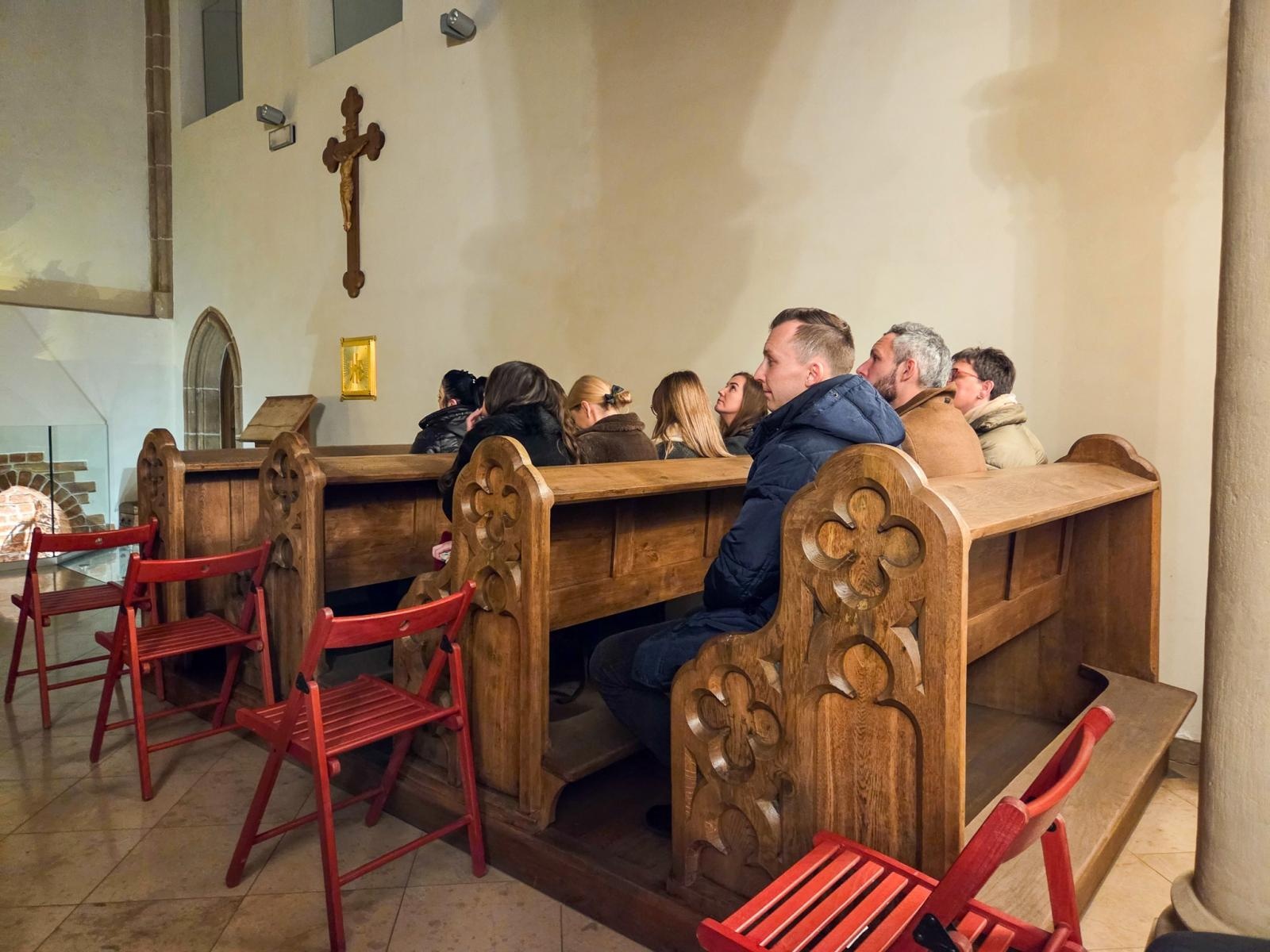 Zdjęcie w galerii na portalu naszraciborz.pl: Wigilia Zespołu DenticaCenter na Zamku Piastowskim wiadomości z regionu