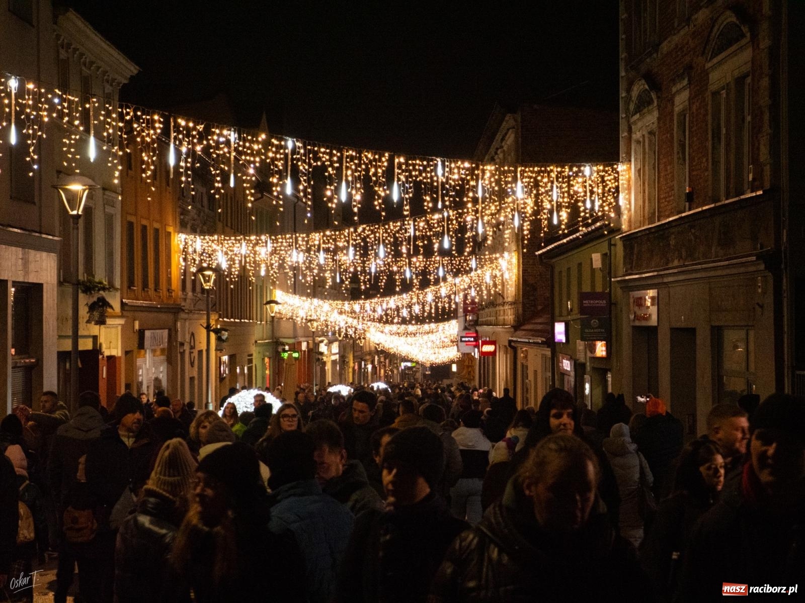 Zdjęcie w galerii na portalu naszraciborz.pl: Jarmark u św. Antoniczka przyciągnął tłumy [FOTO] wiadomości z regionu
