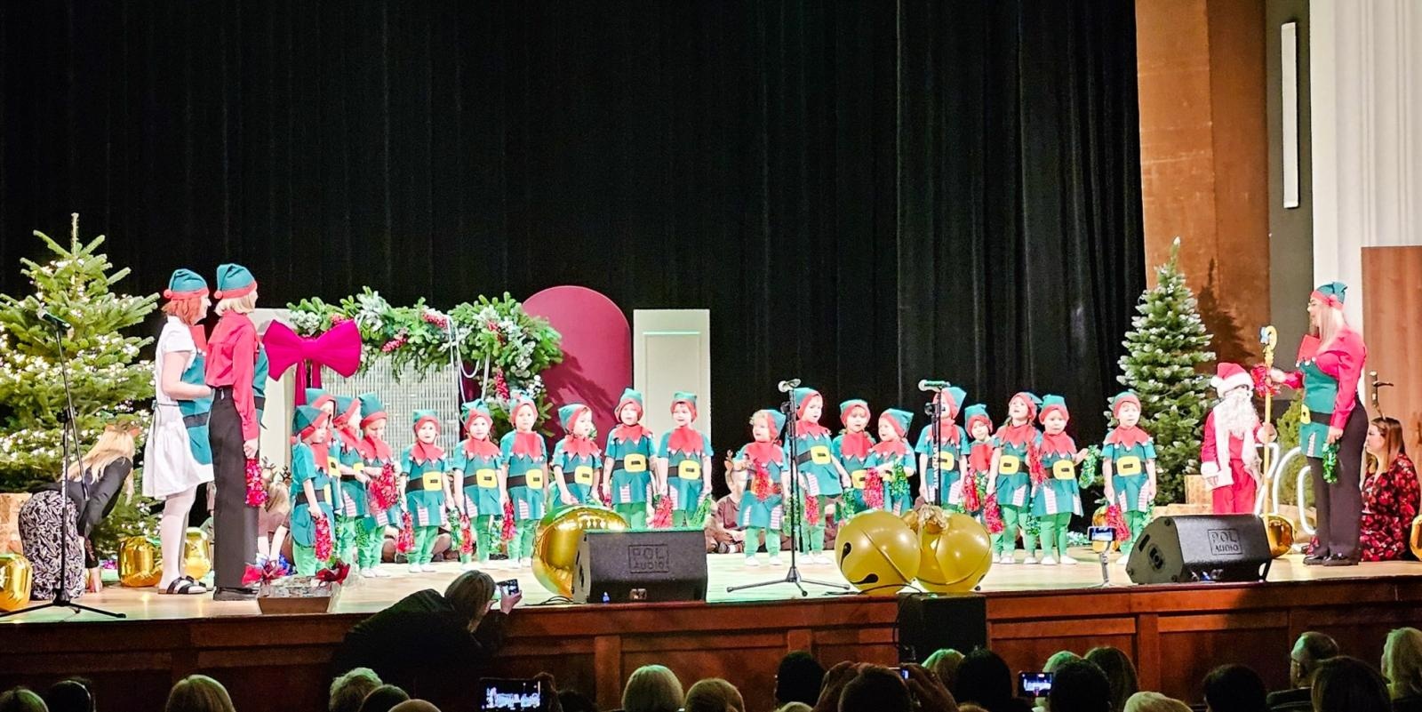 Zdjęcie w galerii na portalu naszraciborz.pl: Jubileusz 70-lecia Przedszkola nr 10 w Raciborzu wiadomości z regionu