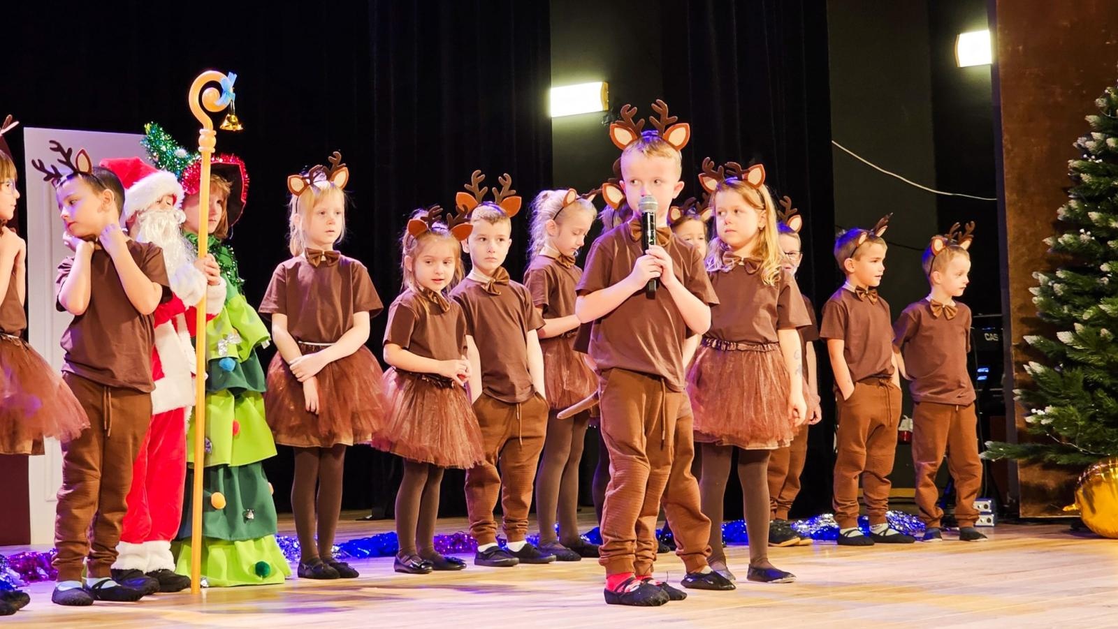 Zdjęcie w galerii na portalu naszraciborz.pl: Jubileusz 70-lecia Przedszkola nr 10 w Raciborzu wiadomości z regionu