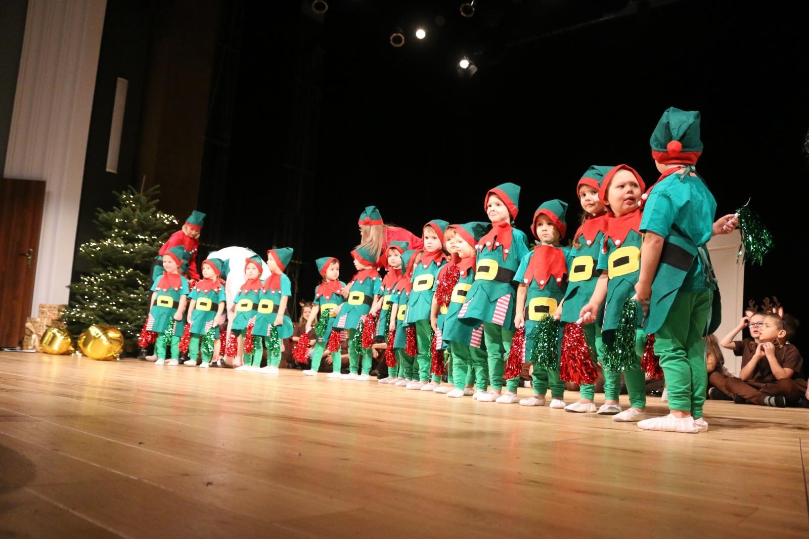 Zdjęcie w galerii na portalu naszraciborz.pl: Jubileusz 70-lecia Przedszkola nr 10 w Raciborzu wiadomości z regionu