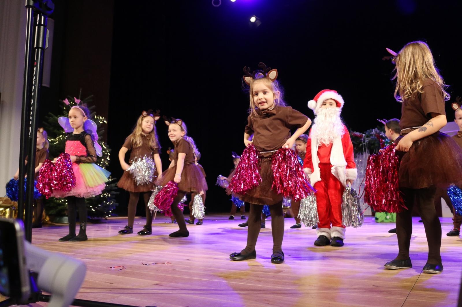 Zdjęcie w galerii na portalu naszraciborz.pl: Jubileusz 70-lecia Przedszkola nr 10 w Raciborzu wiadomości z regionu