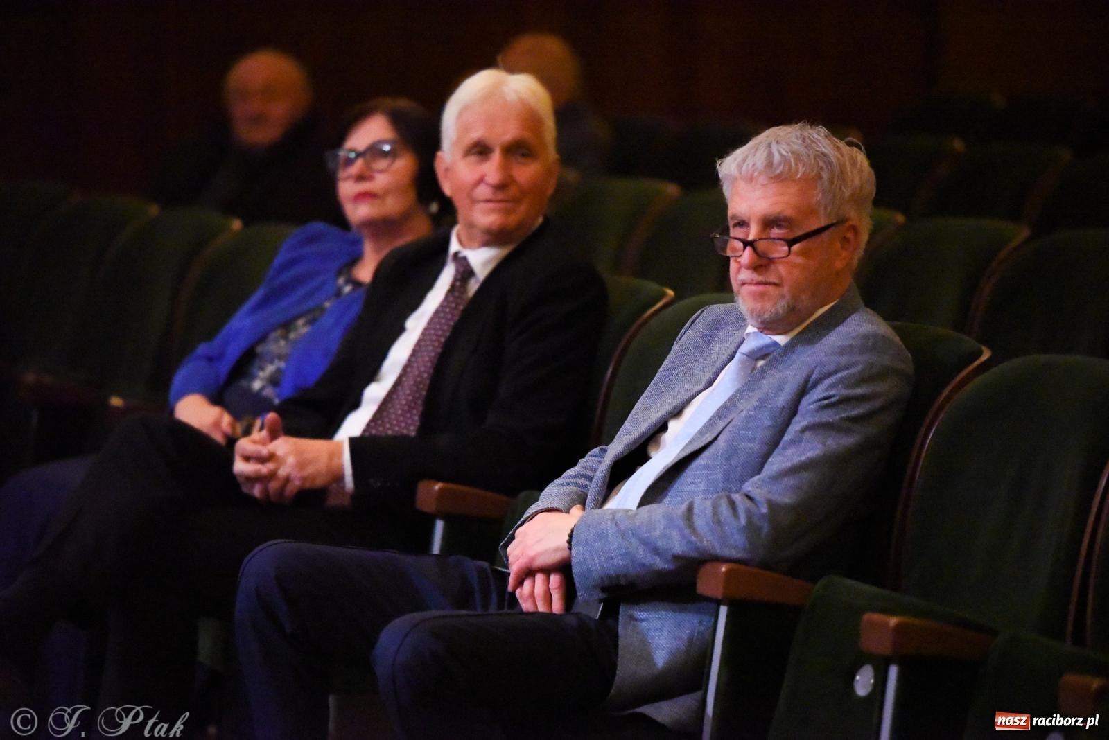 Zdjęcie w galerii na portalu naszraciborz.pl: XXIII Dni Ks. Prałata Stefana Pieczki. Wręczono medale Unitas in Veritate wiadomości z regionu