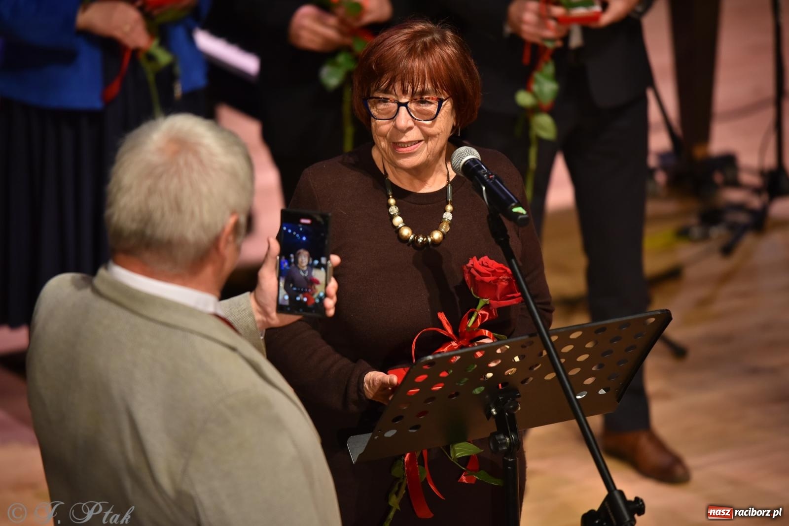 Zdjęcie w galerii na portalu naszraciborz.pl: XXIII Dni Ks. Prałata Stefana Pieczki. Wręczono medale Unitas in Veritate wiadomości z regionu