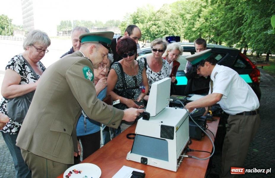 Zdjęcie w galerii na portalu naszraciborz.pl: Śląska Straż Graniczna świętuje wiadomości z regionu