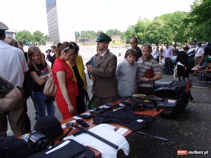 Zdjęcie w galerii na portalu naszraciborz.pl: Śląska Straż Graniczna świętuje wiadomości z regionu