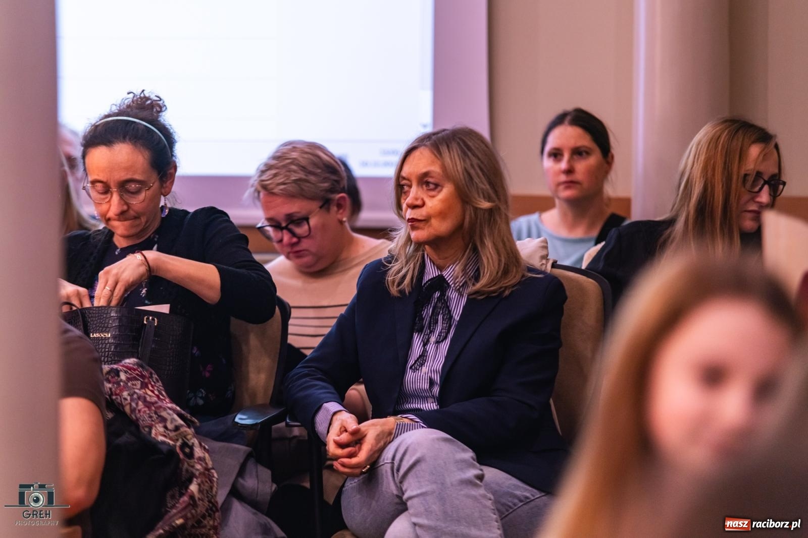 Zdjęcie w galerii na portalu naszraciborz.pl: Wisi nad nami topór. SP 13 nie składa broni i walczy o przetrwanie wiadomości z regionu