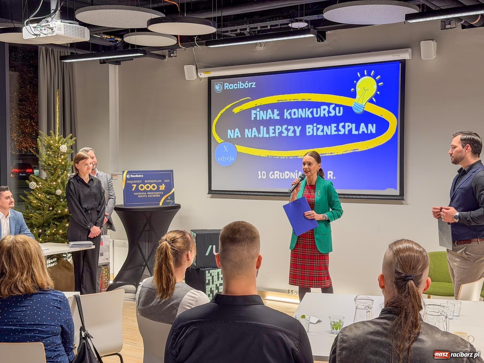 Zdjęcie w galerii na portalu naszraciborz.pl: Wybrano najlepszy raciborski biznesplan. Wygrali studenci ANS [FOTO i WIDEO] wiadomości z regionu
