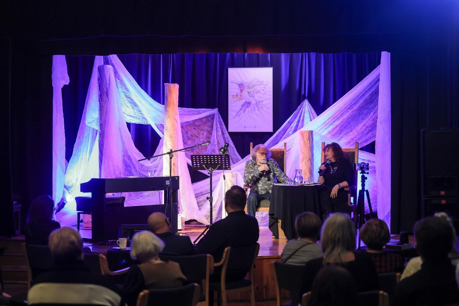 Zdjęcie w galerii na portalu naszraciborz.pl: Wieczór z włoskimi wierszami Marka Rapnickiego wiadomości z regionu