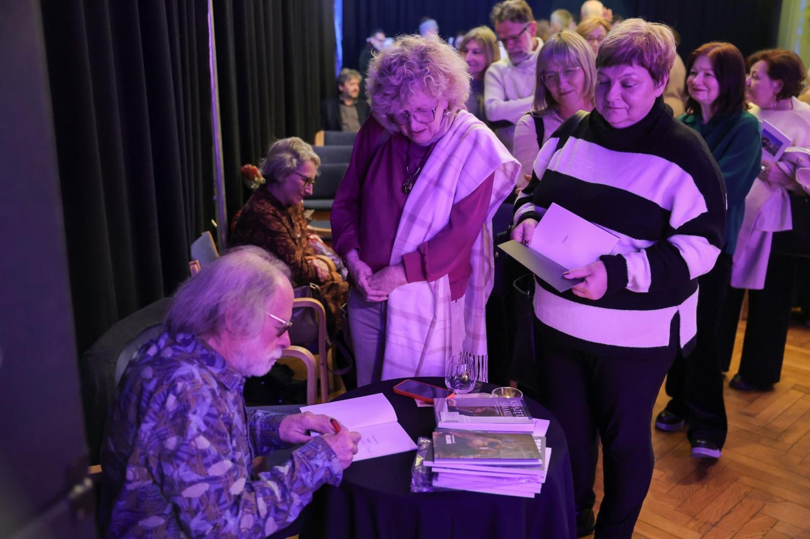 Zdjęcie w galerii na portalu naszraciborz.pl: Wieczór z włoskimi wierszami Marka Rapnickiego wiadomości z regionu