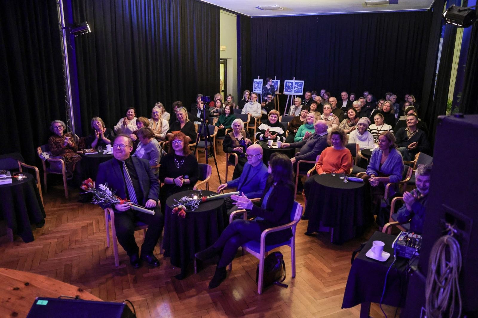 Zdjęcie w galerii na portalu naszraciborz.pl: Wieczór z włoskimi wierszami Marka Rapnickiego wiadomości z regionu