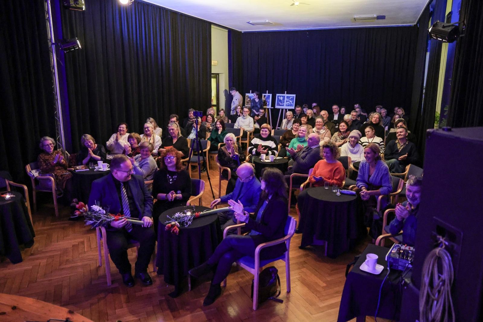 Zdjęcie w galerii na portalu naszraciborz.pl: Wieczór z włoskimi wierszami Marka Rapnickiego wiadomości z regionu