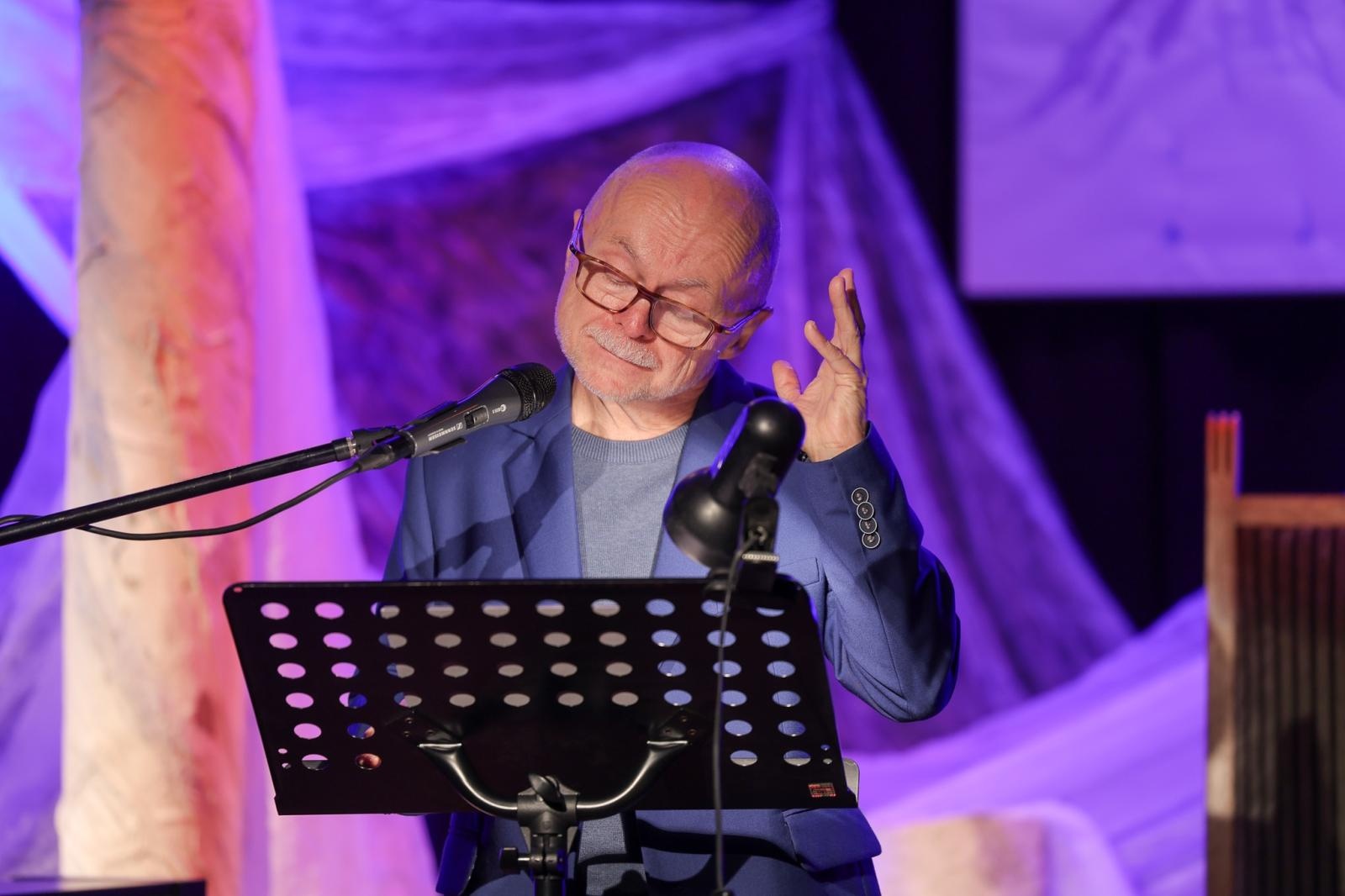 Zdjęcie w galerii na portalu naszraciborz.pl: Wieczór z włoskimi wierszami Marka Rapnickiego wiadomości z regionu