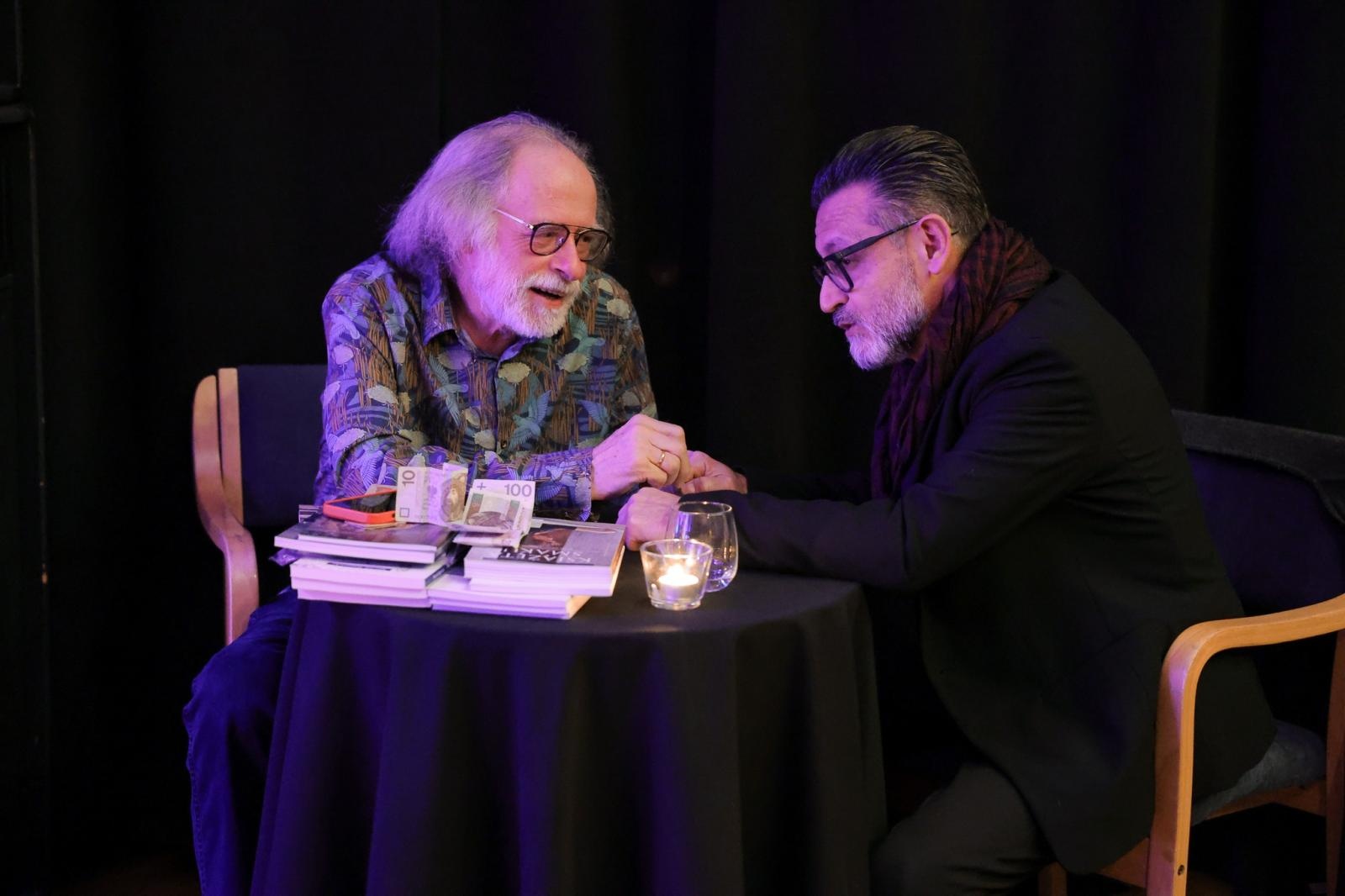 Zdjęcie w galerii na portalu naszraciborz.pl: Wieczór z włoskimi wierszami Marka Rapnickiego wiadomości z regionu