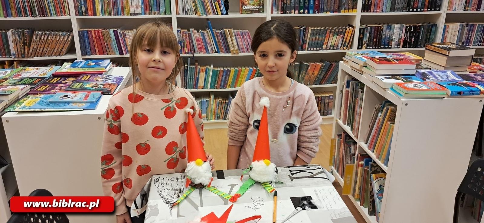 Zdjęcie w galerii na portalu naszraciborz.pl: Raciborska biblioteka w świątecznym nastroju - grudzień pełen twórczych warsztatów wiadomości z regionu