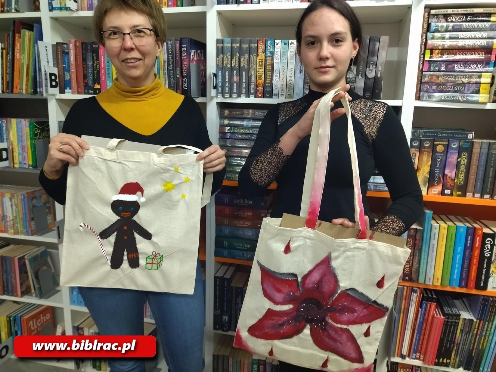 Zdjęcie w galerii na portalu naszraciborz.pl: Raciborska biblioteka w świątecznym nastroju - grudzień pełen twórczych warsztatów wiadomości z regionu