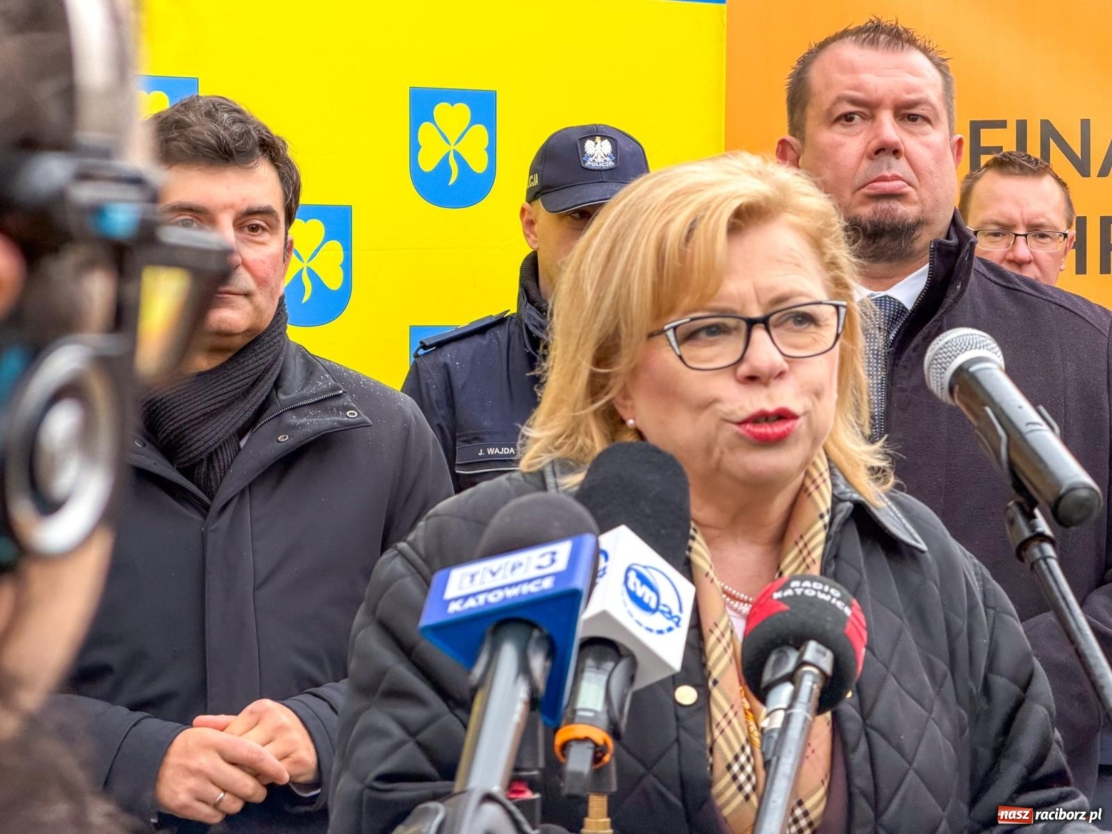 Zdjęcie w galerii na portalu naszraciborz.pl: Prezentacja rządowego wsparcia dla ochrony ludności w Pietrowicach Wielkich. Są pieniądze na nową komendę straży pożarnej w Raciborzu wiadomości z regionu