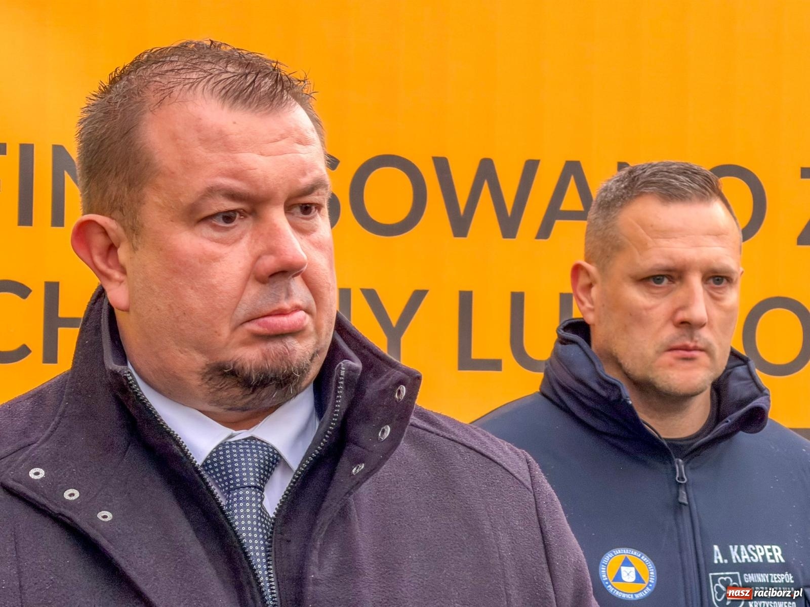 Zdjęcie w galerii na portalu naszraciborz.pl: Prezentacja rządowego wsparcia dla ochrony ludności w Pietrowicach Wielkich. Są pieniądze na nową komendę straży pożarnej w Raciborzu wiadomości z regionu