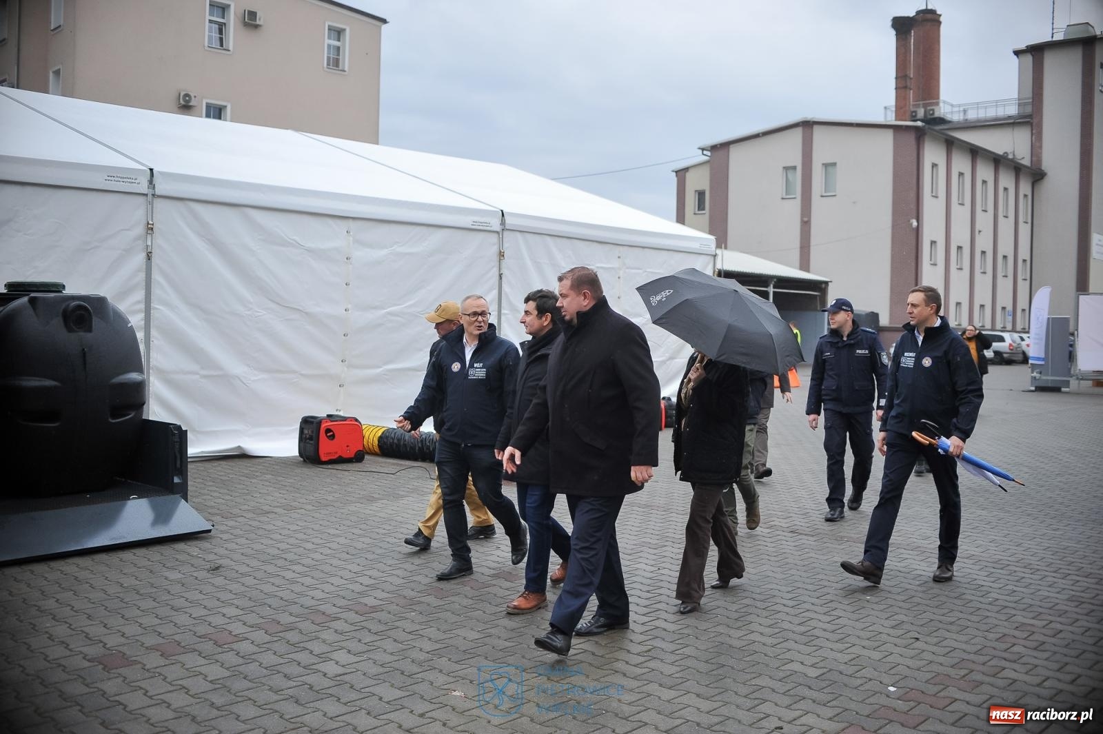 Zdjęcie w galerii na portalu naszraciborz.pl: Prezentacja rządowego wsparcia dla ochrony ludności w Pietrowicach Wielkich. Są pieniądze na nową komendę straży pożarnej w Raciborzu wiadomości z regionu