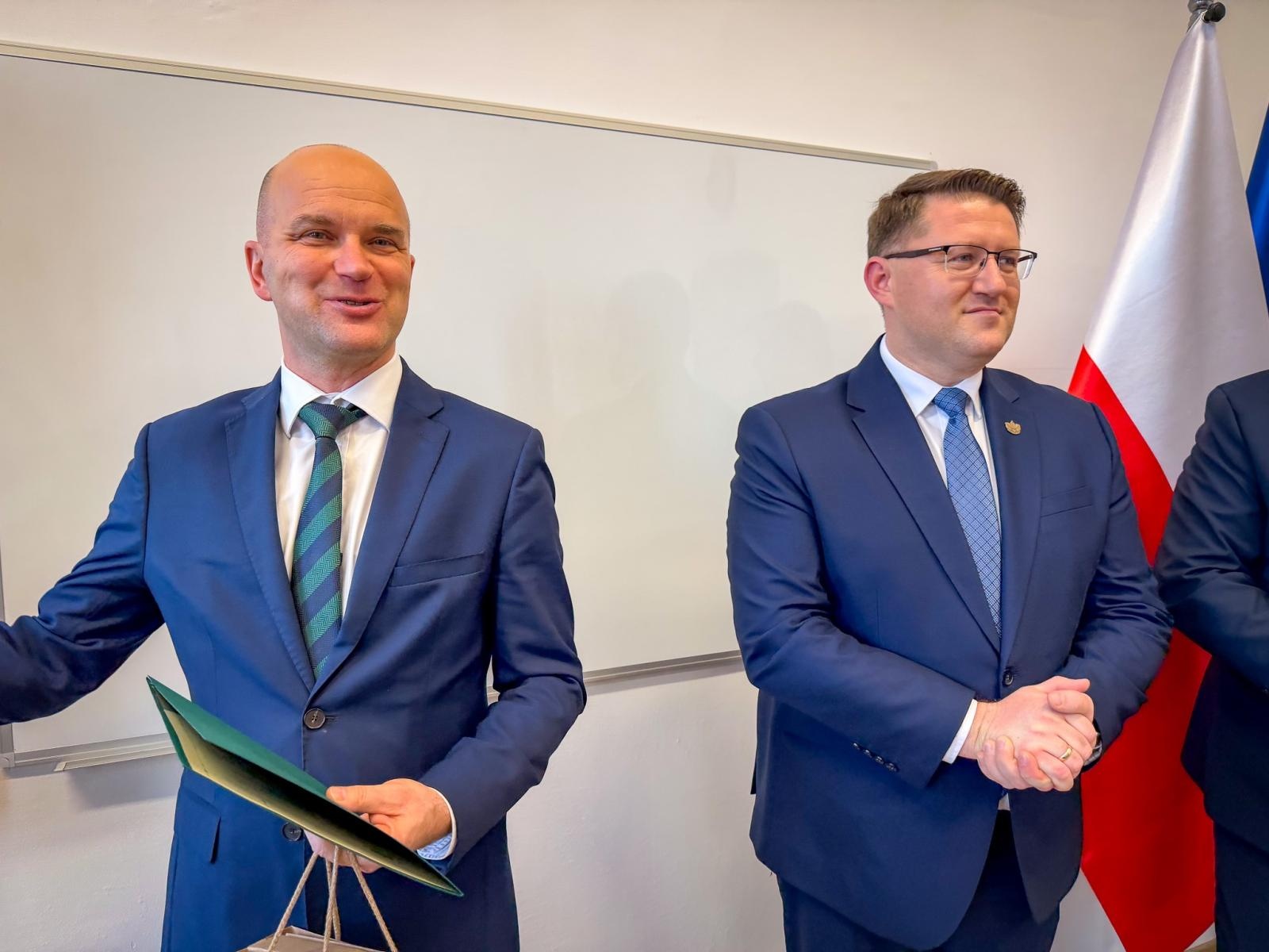 Zdjęcie w galerii na portalu naszraciborz.pl: Mobilny Europejczyk – zielona pracownia otwarta w Ekonomiku wiadomości z regionu