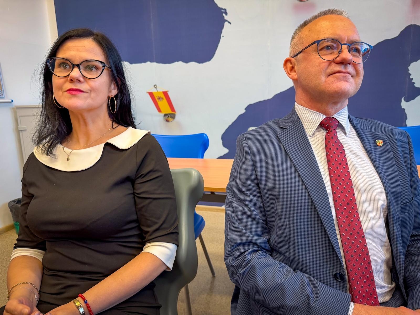 Zdjęcie w galerii na portalu naszraciborz.pl: Mobilny Europejczyk – zielona pracownia otwarta w Ekonomiku wiadomości z regionu