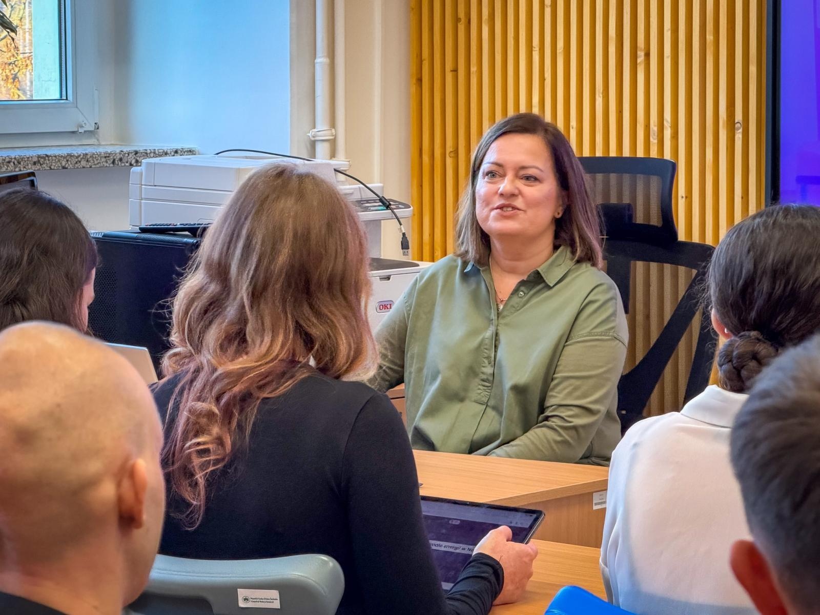 Zdjęcie w galerii na portalu naszraciborz.pl: Mobilny Europejczyk – zielona pracownia otwarta w Ekonomiku wiadomości z regionu