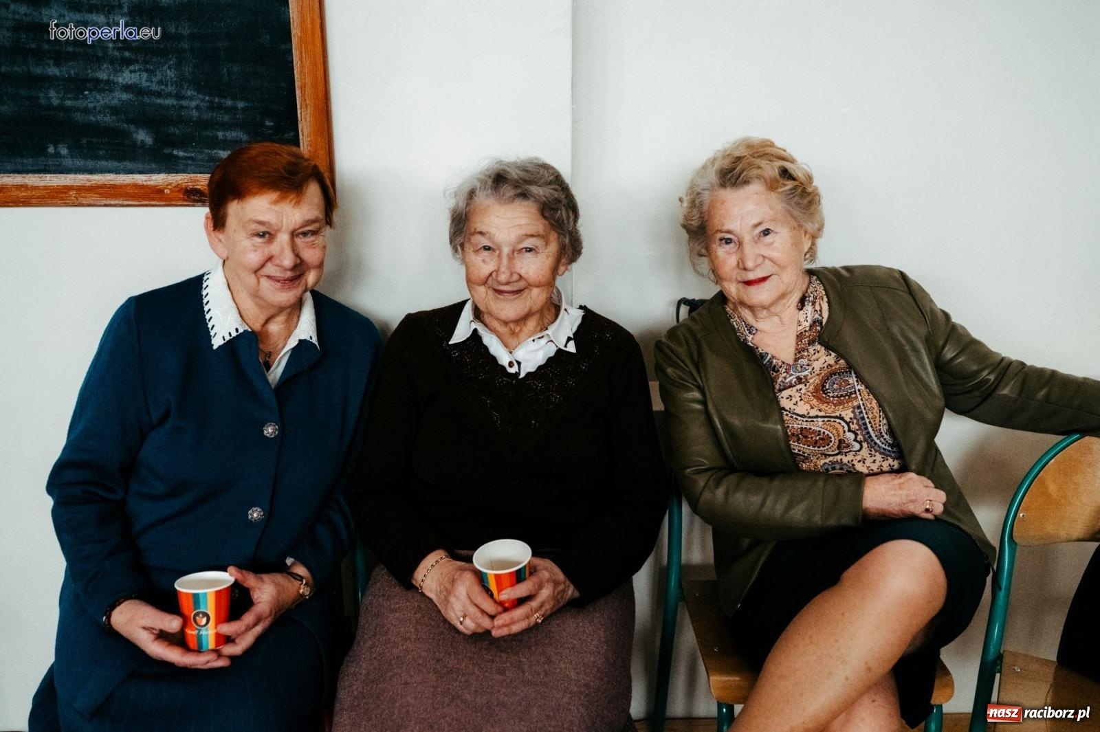 Zdjęcie w galerii na portalu naszraciborz.pl: I LO im. Jana Kasprowicza świętuje 80-lecie – gala jubileuszowa i spotkania w szkole [FOTO i WIDEO] wiadomości z regionu