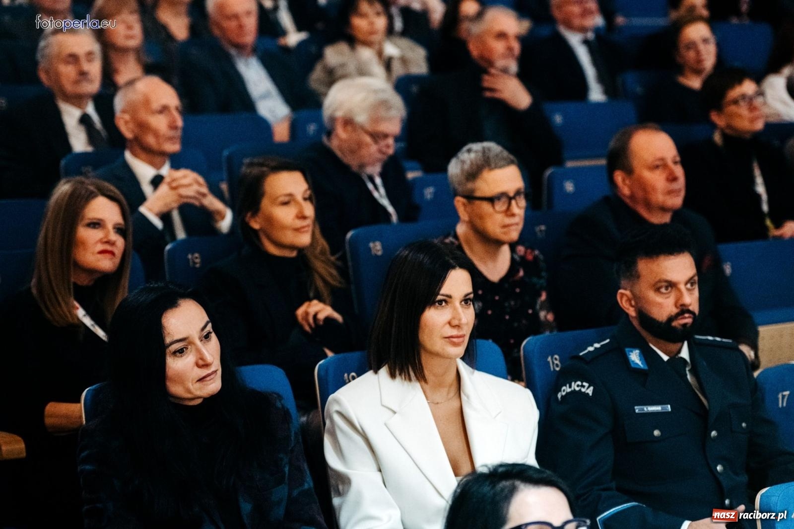 Zdjęcie w galerii na portalu naszraciborz.pl: I LO im. Jana Kasprowicza świętuje 80-lecie – gala jubileuszowa i spotkania w szkole [FOTO i WIDEO] wiadomości z regionu