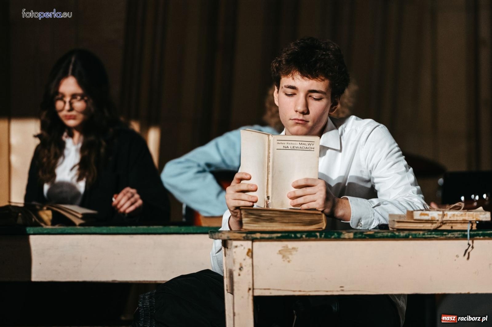 Zdjęcie w galerii na portalu naszraciborz.pl: I LO im. Jana Kasprowicza świętuje 80-lecie – gala jubileuszowa i spotkania w szkole [FOTO i WIDEO] wiadomości z regionu