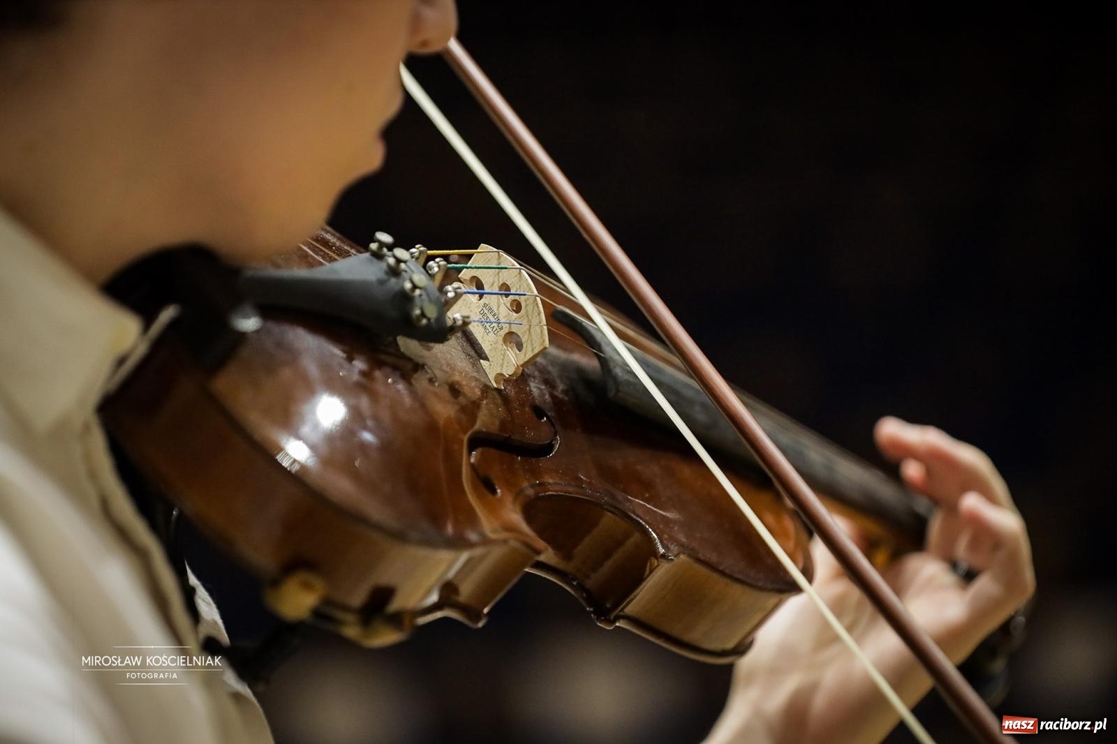 Zdjęcie w galerii na portalu naszraciborz.pl: Jesteśmy z Kasprowicza. Jubileusz 80-lecia I Liceum Ogólnokształcącego w Raciborzu na bis! [FOTO i WIDEO] wiadomości z regionu