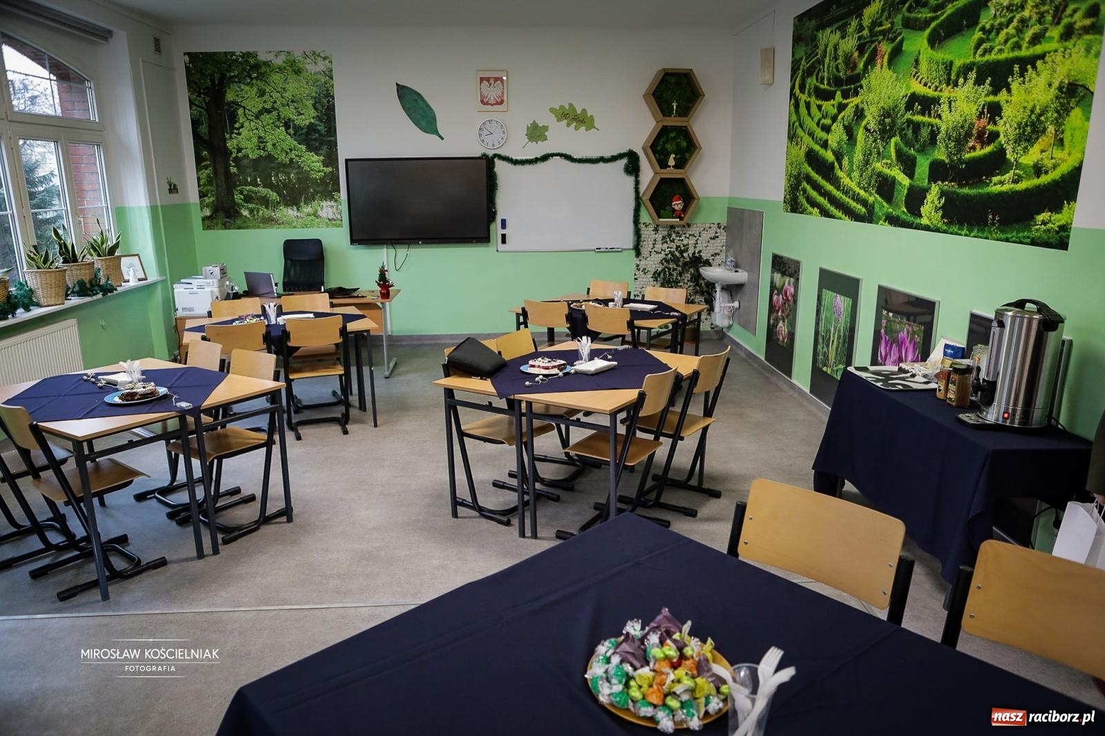 Zdjęcie w galerii na portalu naszraciborz.pl: Jesteśmy z Kasprowicza. Jubileusz 80-lecia I Liceum Ogólnokształcącego w Raciborzu na bis! [FOTO i WIDEO] wiadomości z regionu