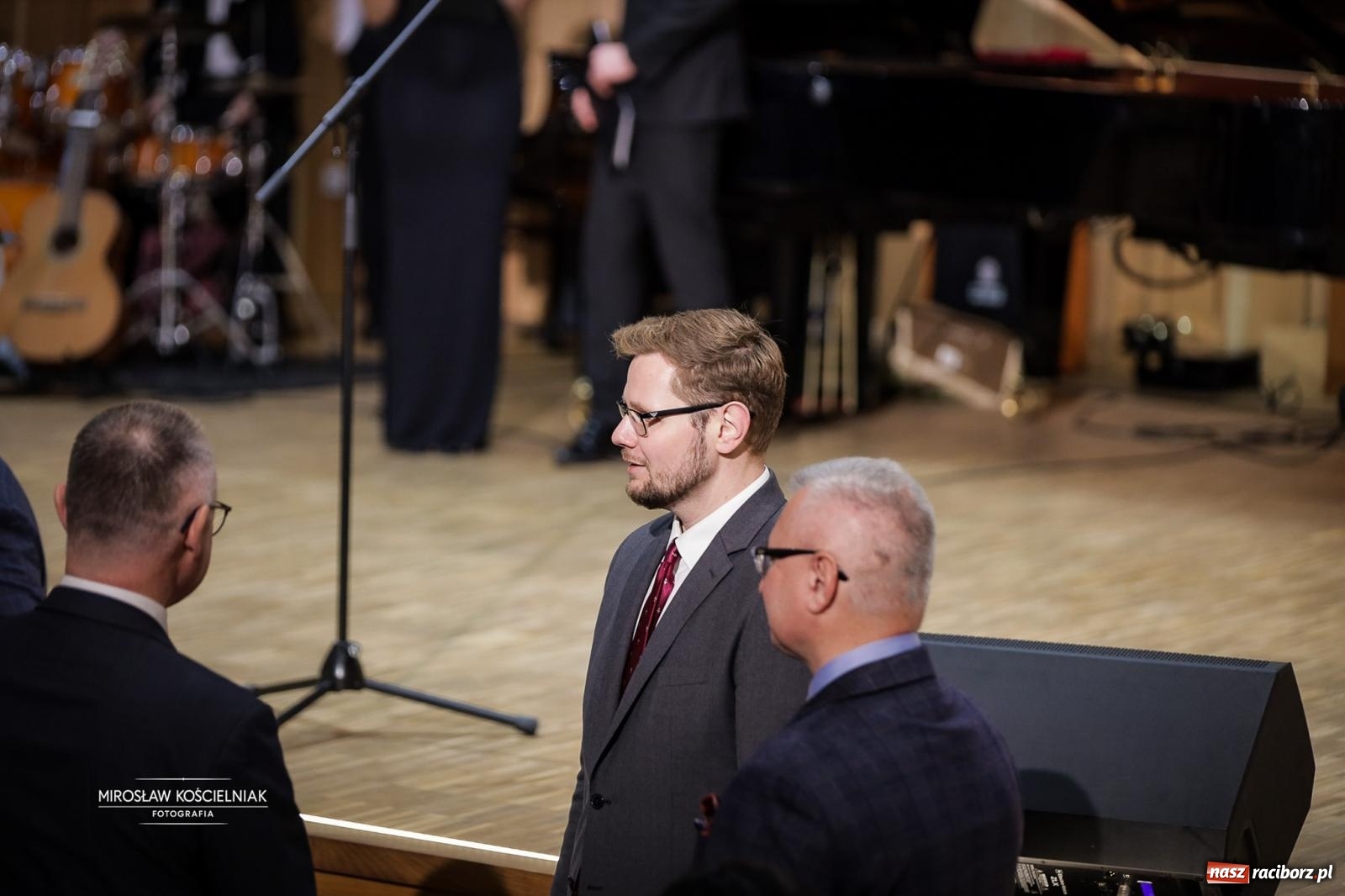 Zdjęcie w galerii na portalu naszraciborz.pl: Jesteśmy z Kasprowicza. Jubileusz 80-lecia I Liceum Ogólnokształcącego w Raciborzu na bis! [FOTO i WIDEO] wiadomości z regionu