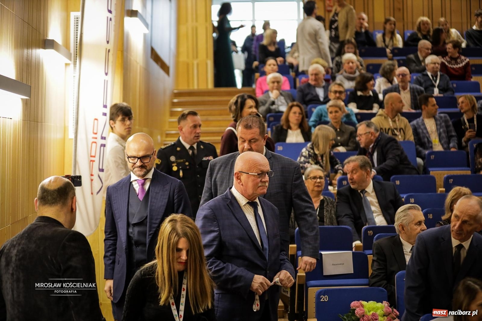 Zdjęcie w galerii na portalu naszraciborz.pl: Jesteśmy z Kasprowicza. Jubileusz 80-lecia I Liceum Ogólnokształcącego w Raciborzu na bis! [FOTO i WIDEO] wiadomości z regionu