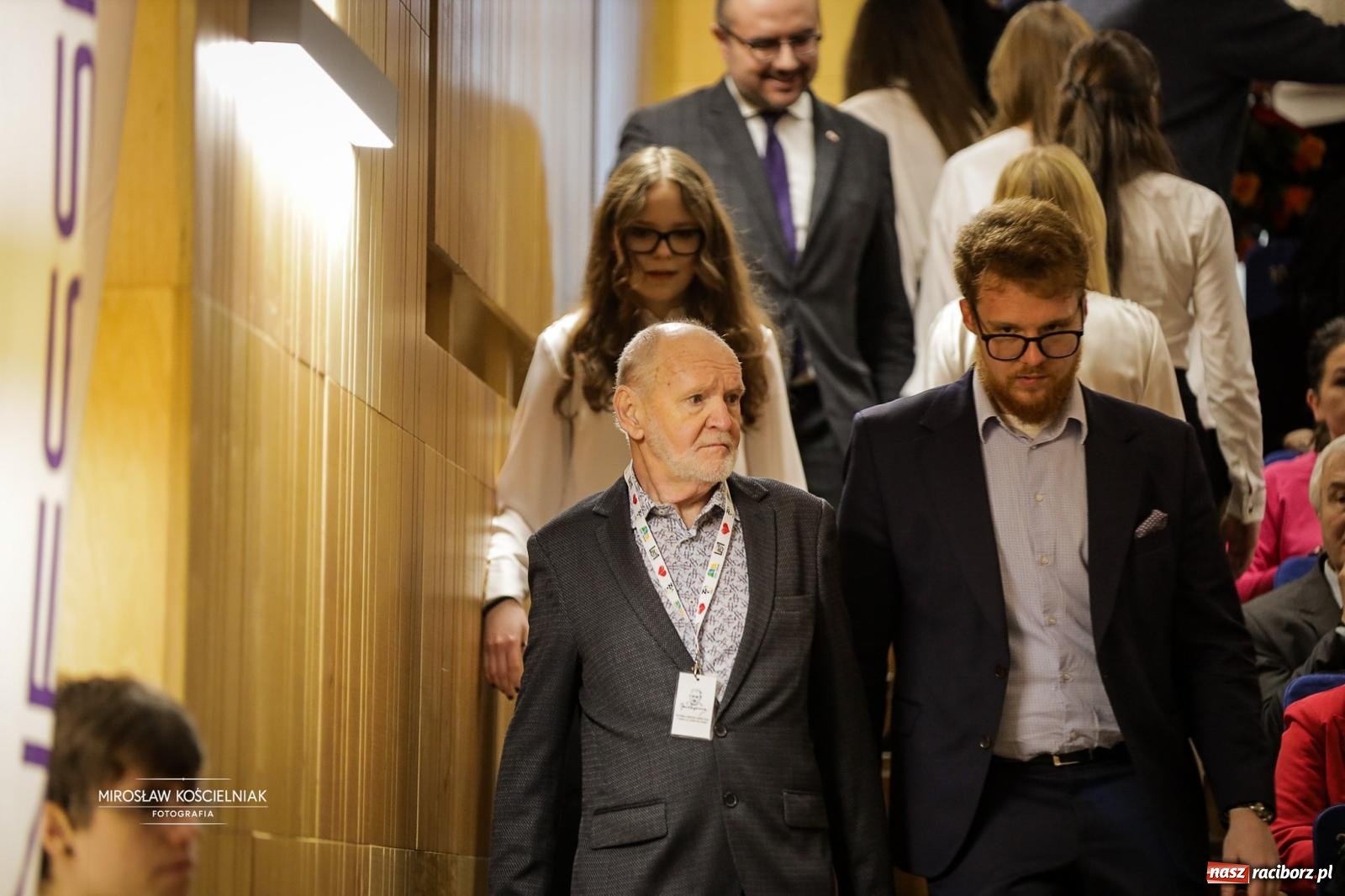Zdjęcie w galerii na portalu naszraciborz.pl: Jesteśmy z Kasprowicza. Jubileusz 80-lecia I Liceum Ogólnokształcącego w Raciborzu na bis! [FOTO i WIDEO] wiadomości z regionu