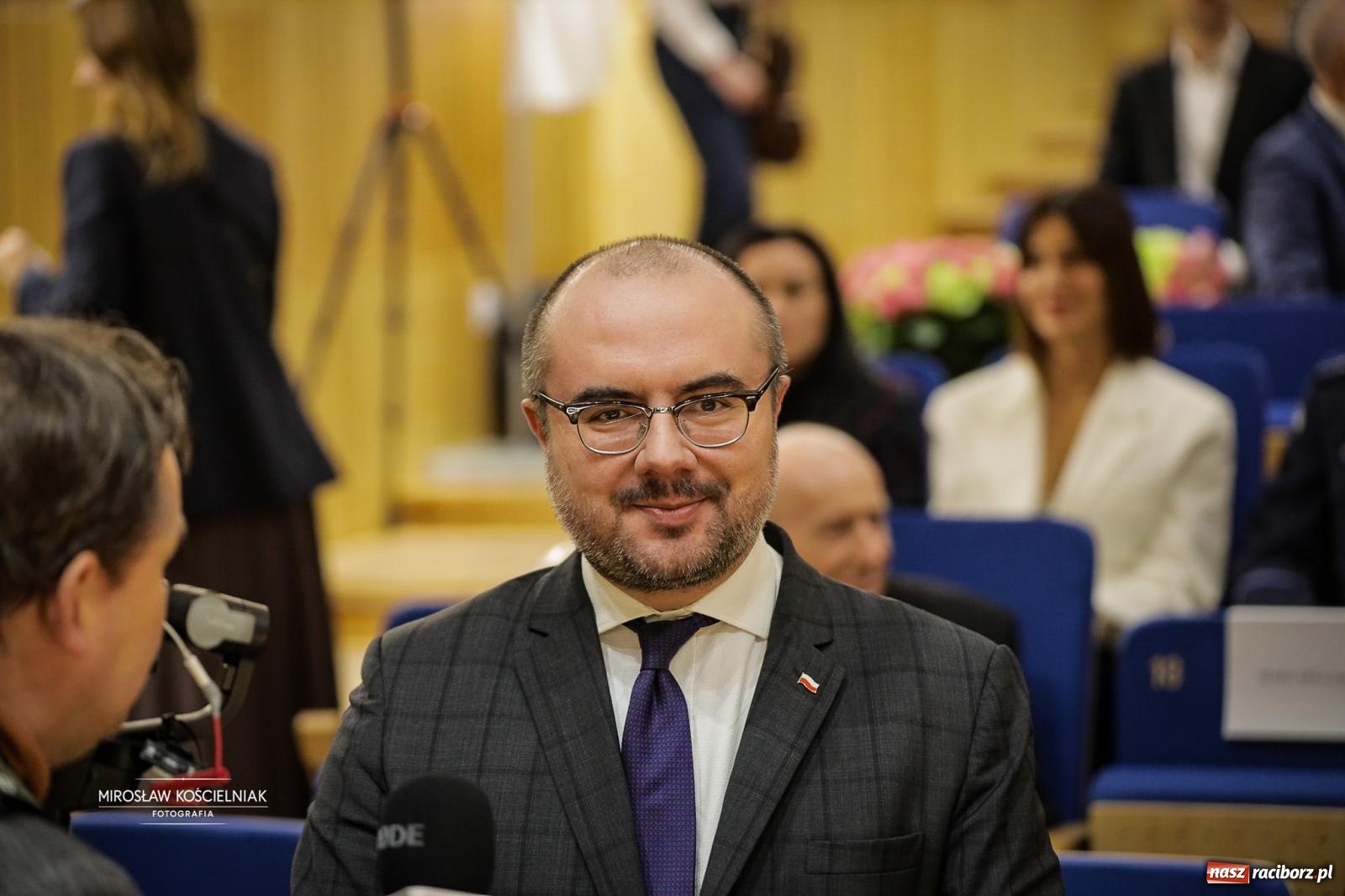 Zdjęcie w galerii na portalu naszraciborz.pl: Jesteśmy z Kasprowicza. Jubileusz 80-lecia I Liceum Ogólnokształcącego w Raciborzu na bis! [FOTO i WIDEO] wiadomości z regionu