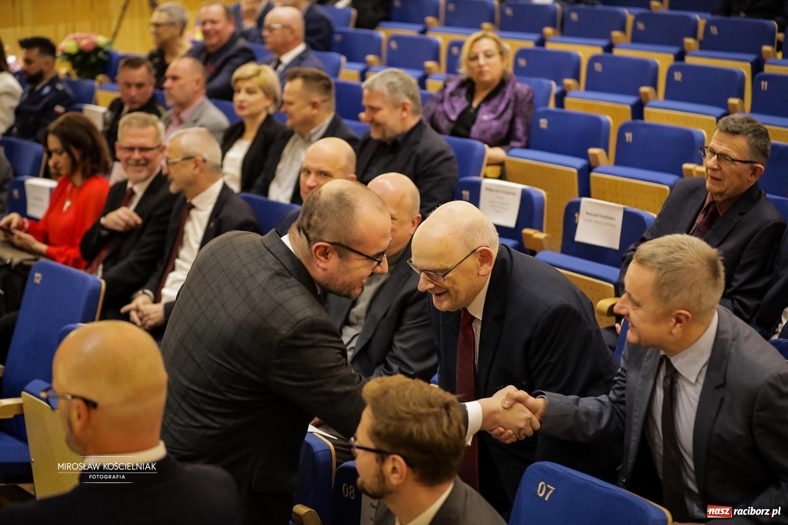 Zdjęcie w galerii na portalu naszraciborz.pl: Jesteśmy z Kasprowicza. Jubileusz 80-lecia I Liceum Ogólnokształcącego w Raciborzu na bis! [FOTO i WIDEO] wiadomości z regionu