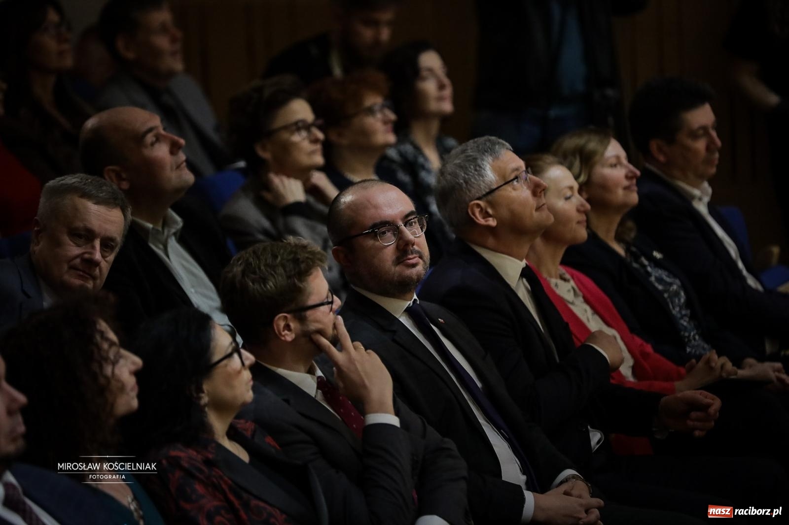 Zdjęcie w galerii na portalu naszraciborz.pl: Jesteśmy z Kasprowicza. Jubileusz 80-lecia I Liceum Ogólnokształcącego w Raciborzu na bis! [FOTO i WIDEO] wiadomości z regionu