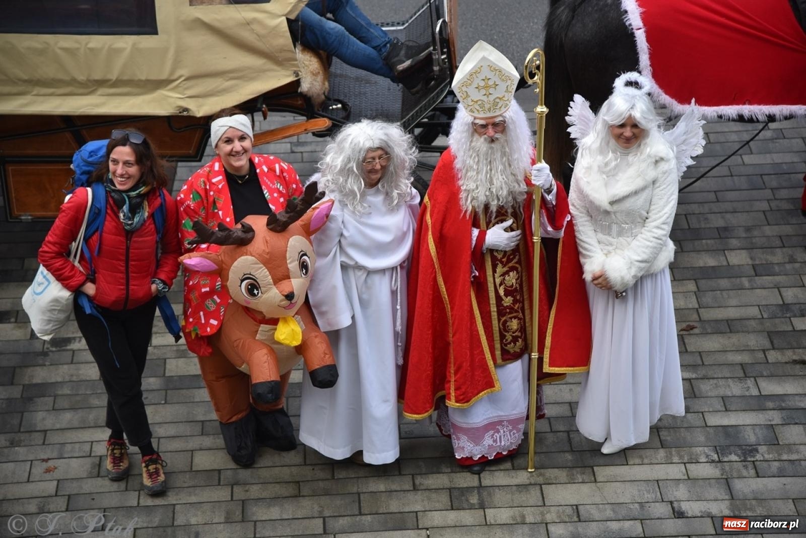 Zdjęcie w galerii na portalu naszraciborz.pl: Bajkowy Zamek Piastowski gościł Pociąg Świątecznych Marzeń [FOTO i WIDEO] wiadomości z regionu