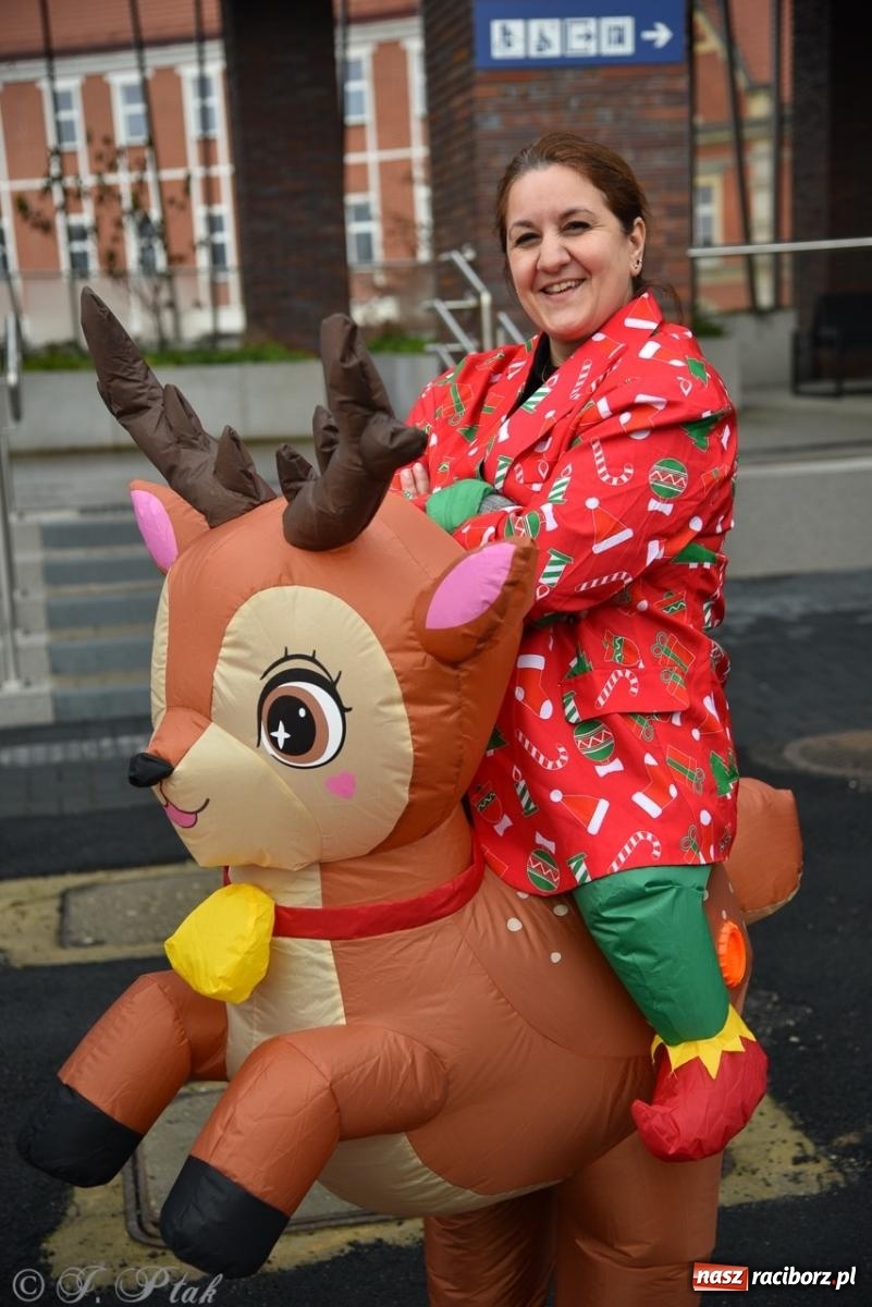 Zdjęcie w galerii na portalu naszraciborz.pl: Bajkowy Zamek Piastowski gościł Pociąg Świątecznych Marzeń [FOTO i WIDEO] wiadomości z regionu