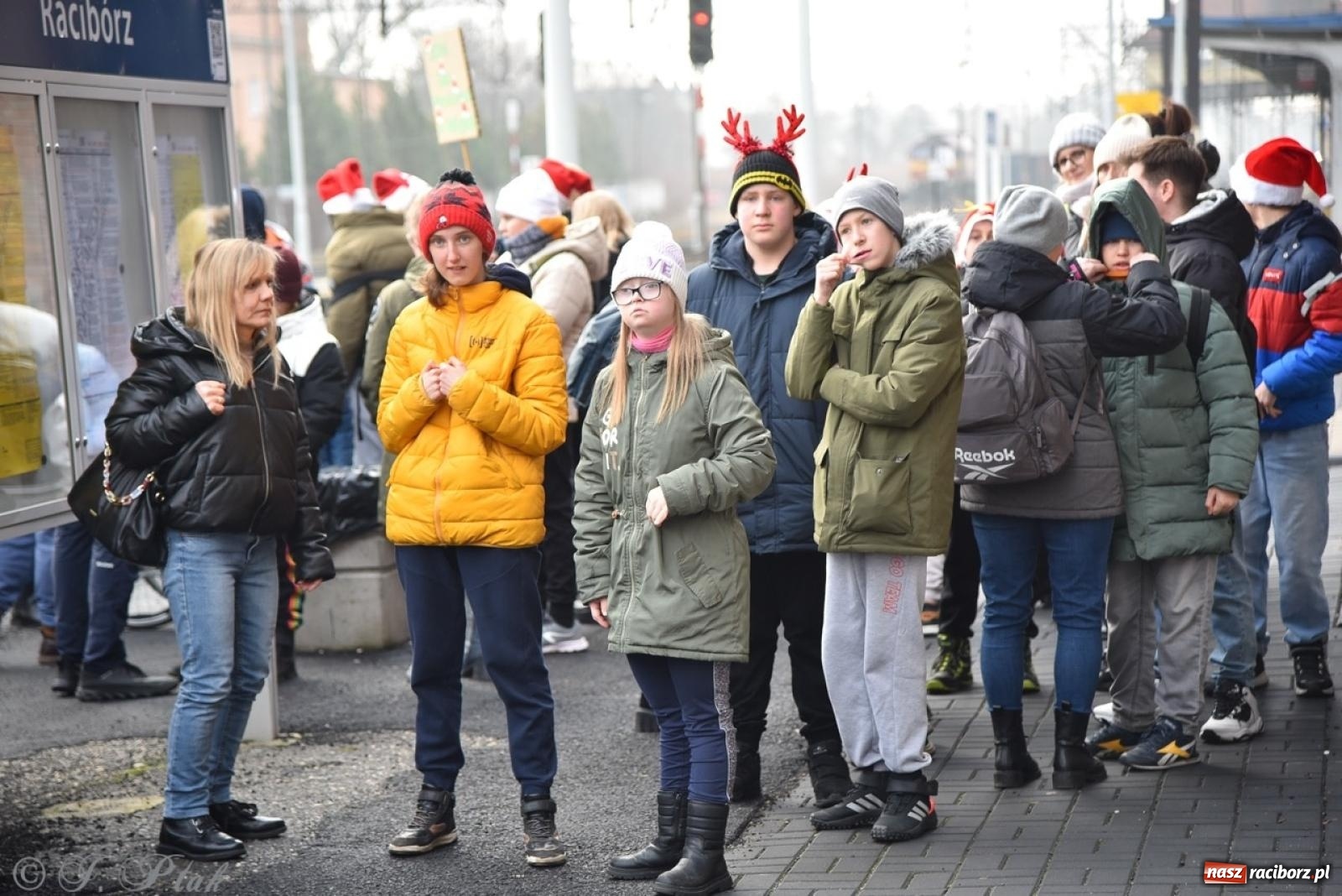 Zdjęcie w galerii na portalu naszraciborz.pl: Bajkowy Zamek Piastowski gościł Pociąg Świątecznych Marzeń [FOTO i WIDEO] wiadomości z regionu