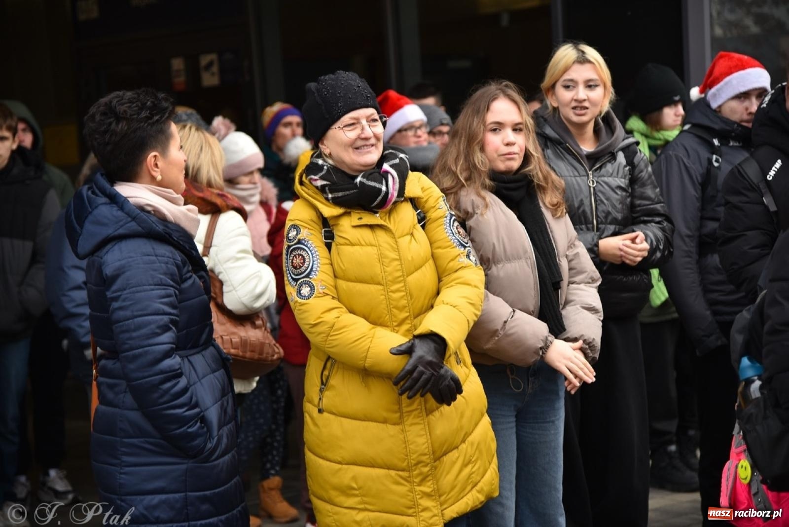 Zdjęcie w galerii na portalu naszraciborz.pl: Bajkowy Zamek Piastowski gościł Pociąg Świątecznych Marzeń [FOTO i WIDEO] wiadomości z regionu