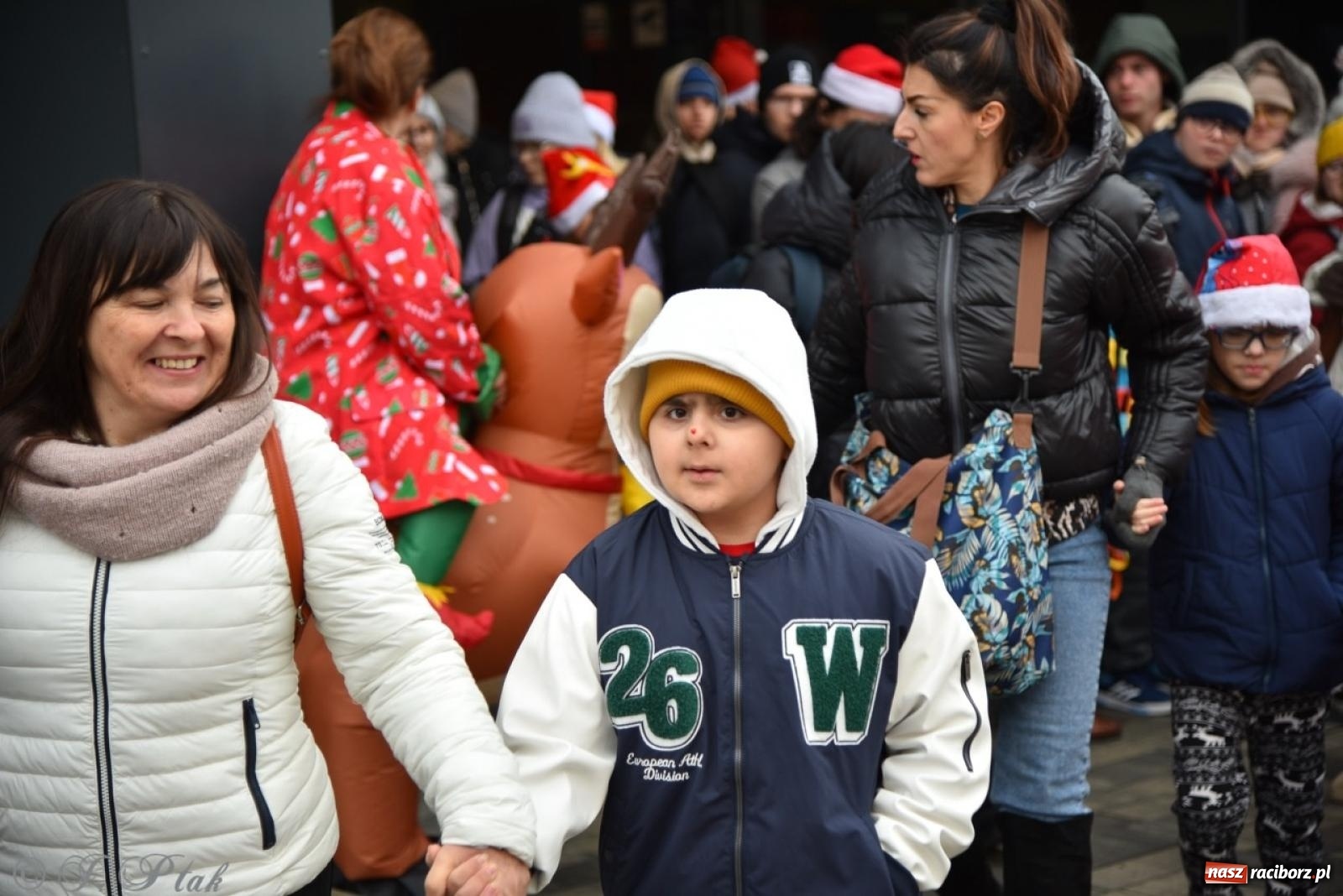 Zdjęcie w galerii na portalu naszraciborz.pl: Bajkowy Zamek Piastowski gościł Pociąg Świątecznych Marzeń [FOTO i WIDEO] wiadomości z regionu