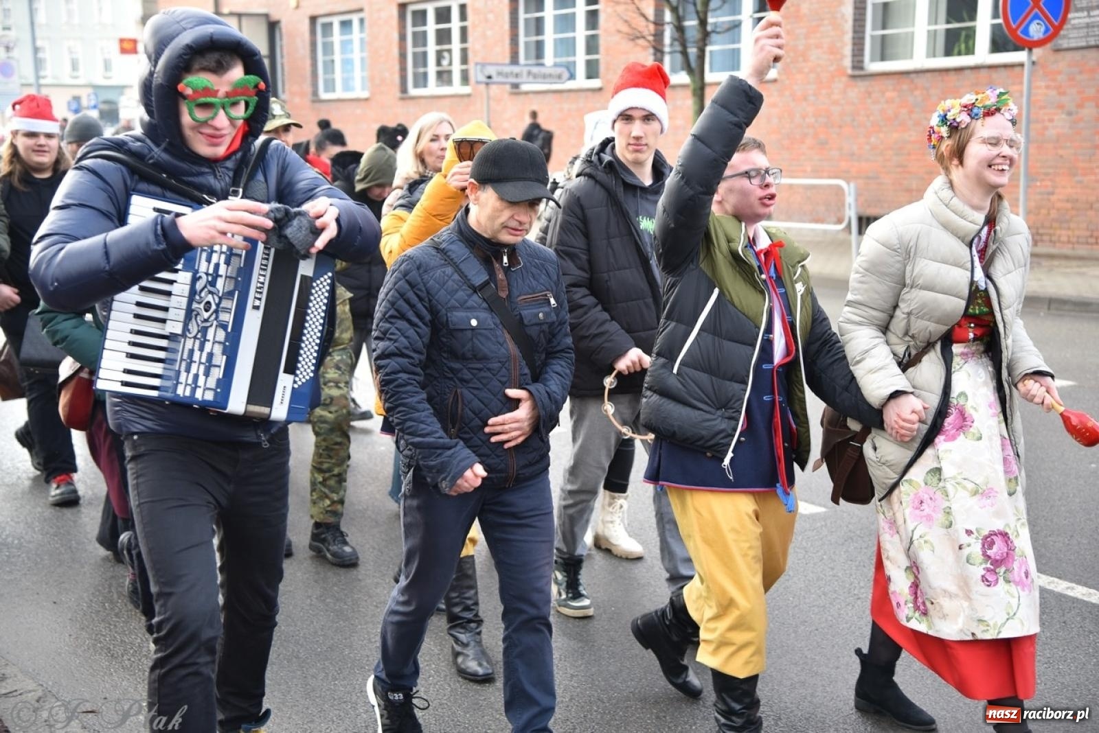 Zdjęcie w galerii na portalu naszraciborz.pl: Bajkowy Zamek Piastowski gościł Pociąg Świątecznych Marzeń [FOTO i WIDEO] wiadomości z regionu