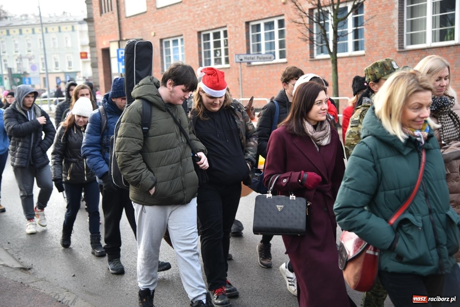 Zdjęcie w galerii na portalu naszraciborz.pl: Bajkowy Zamek Piastowski gościł Pociąg Świątecznych Marzeń [FOTO i WIDEO] wiadomości z regionu