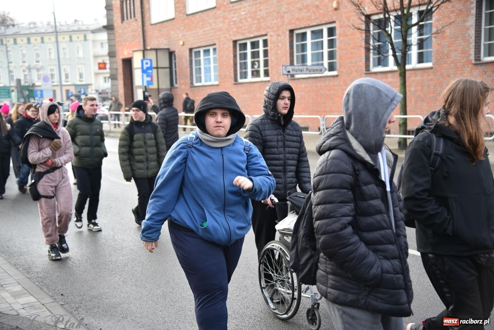 Zdjęcie w galerii na portalu naszraciborz.pl: Bajkowy Zamek Piastowski gościł Pociąg Świątecznych Marzeń [FOTO i WIDEO] wiadomości z regionu