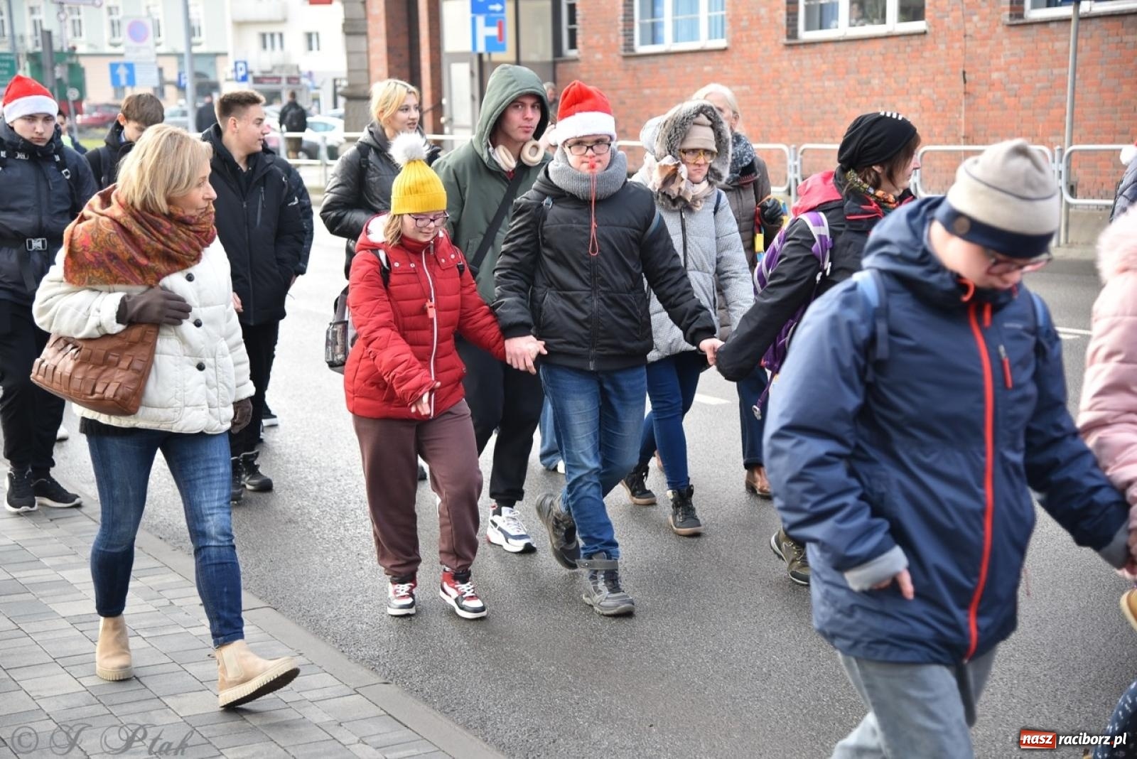 Zdjęcie w galerii na portalu naszraciborz.pl: Bajkowy Zamek Piastowski gościł Pociąg Świątecznych Marzeń [FOTO i WIDEO] wiadomości z regionu