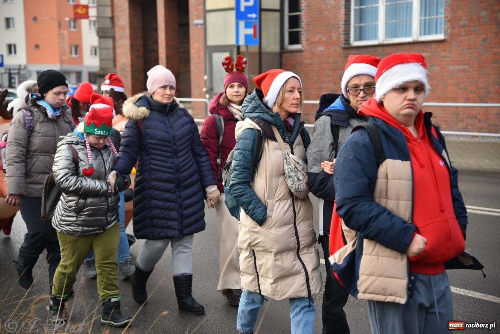 Zdjęcie w galerii na portalu naszraciborz.pl: Bajkowy Zamek Piastowski gościł Pociąg Świątecznych Marzeń [FOTO i WIDEO] wiadomości z regionu