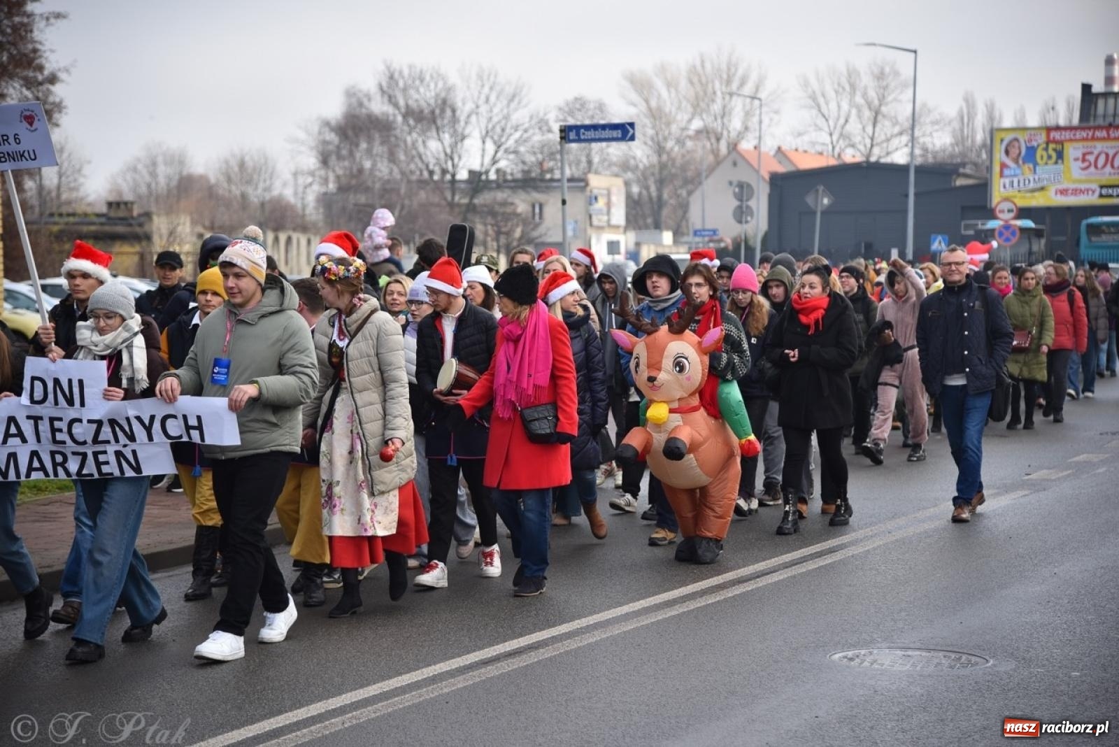 Zdjęcie w galerii na portalu naszraciborz.pl: Bajkowy Zamek Piastowski gościł Pociąg Świątecznych Marzeń [FOTO i WIDEO] wiadomości z regionu