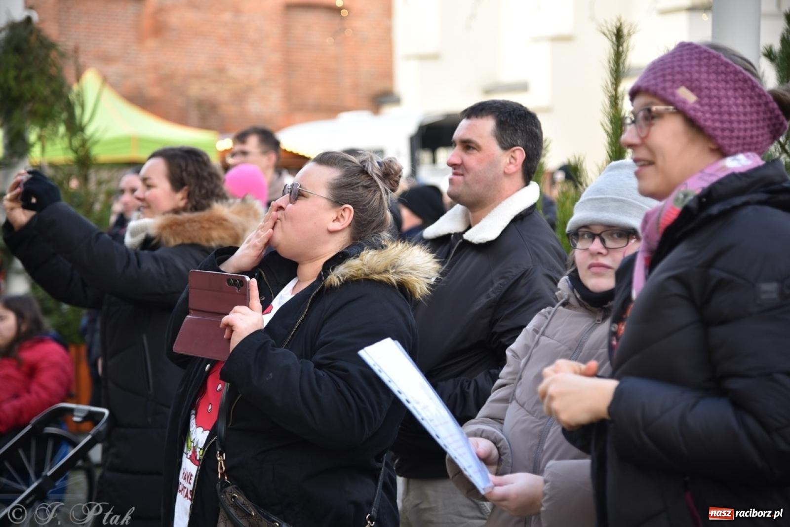 Zdjęcie w galerii na portalu naszraciborz.pl: Bajkowy Zamek Piastowski gościł Pociąg Świątecznych Marzeń [FOTO i WIDEO] wiadomości z regionu