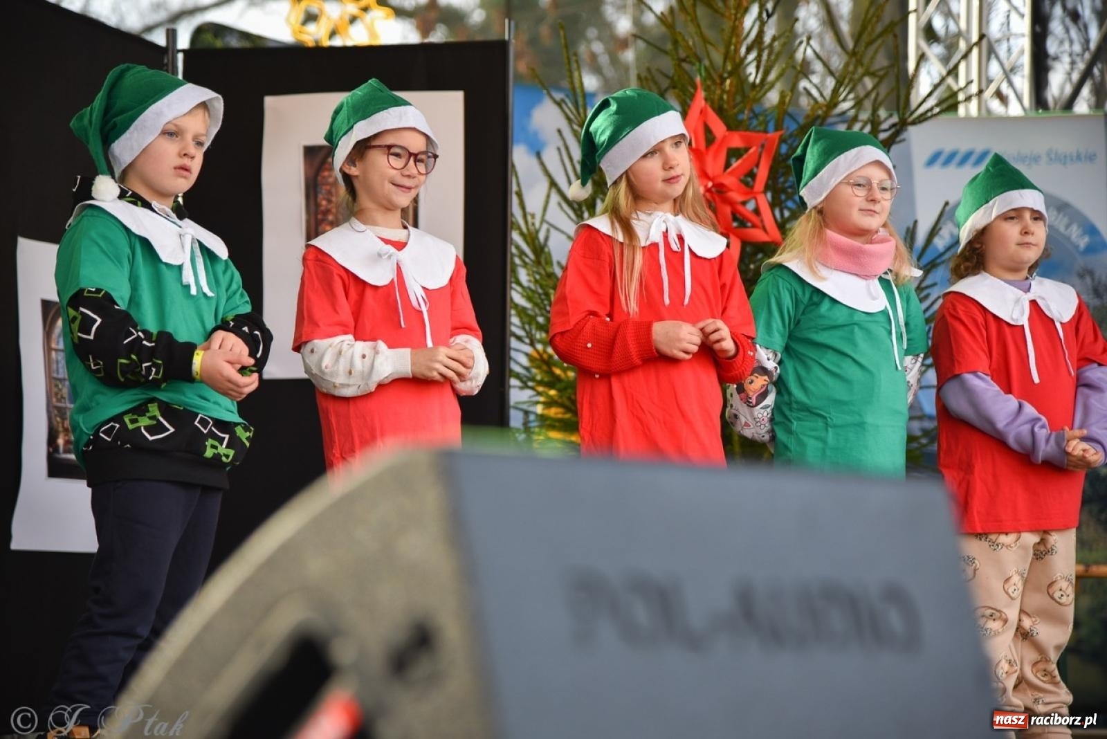 Zdjęcie w galerii na portalu naszraciborz.pl: Bajkowy Zamek Piastowski gościł Pociąg Świątecznych Marzeń [FOTO i WIDEO] wiadomości z regionu